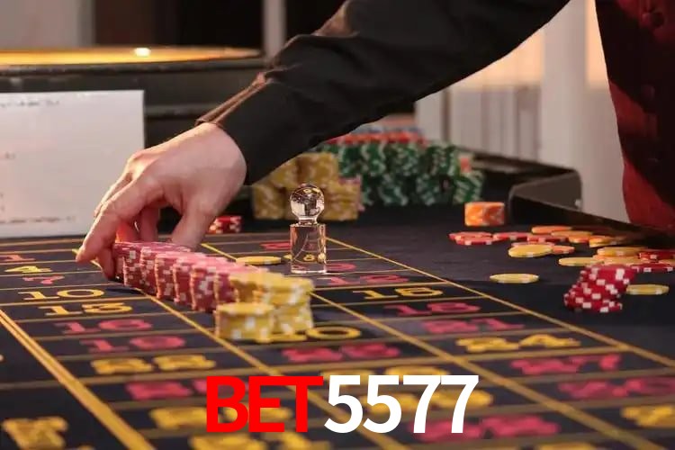 A Experiência Imersiva dos Cassinos Ao Vivo no Bet5577